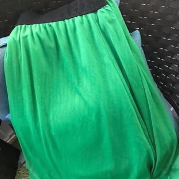 Lot of 4 LuLaRoe Skirts (LOLAS AND MADISON); - Picture 4 of 8